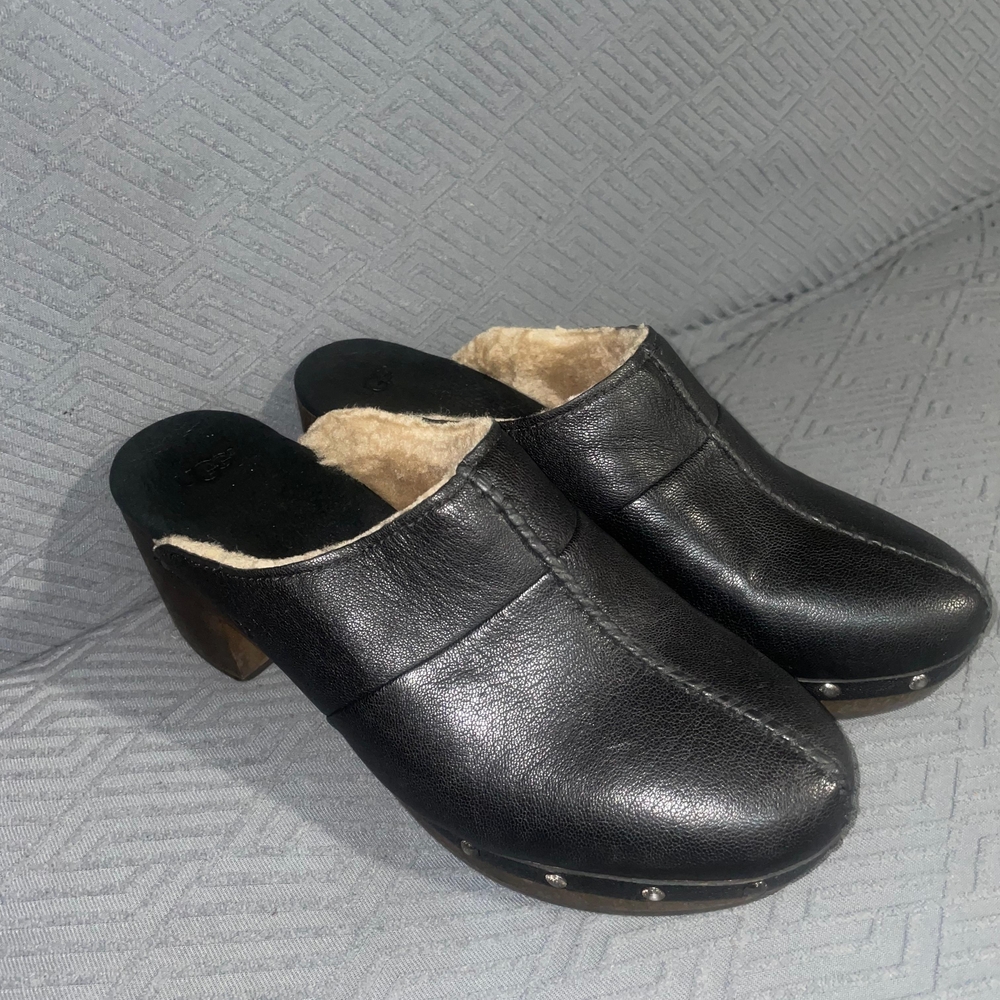 UGG Black Leather Mules with Shearling Lining Size 10/41